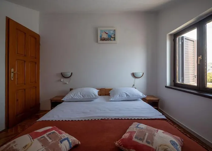 With Breathtaking Views Apartman Mandre